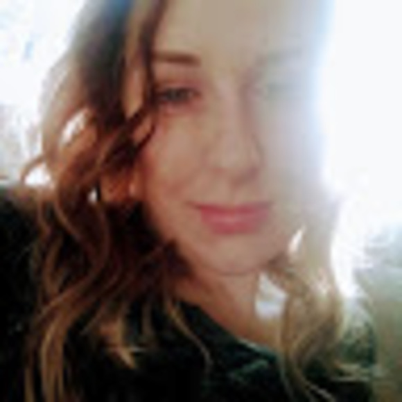 Meet your Posher, Kaitlyndoeslife - Picture 1 of 1